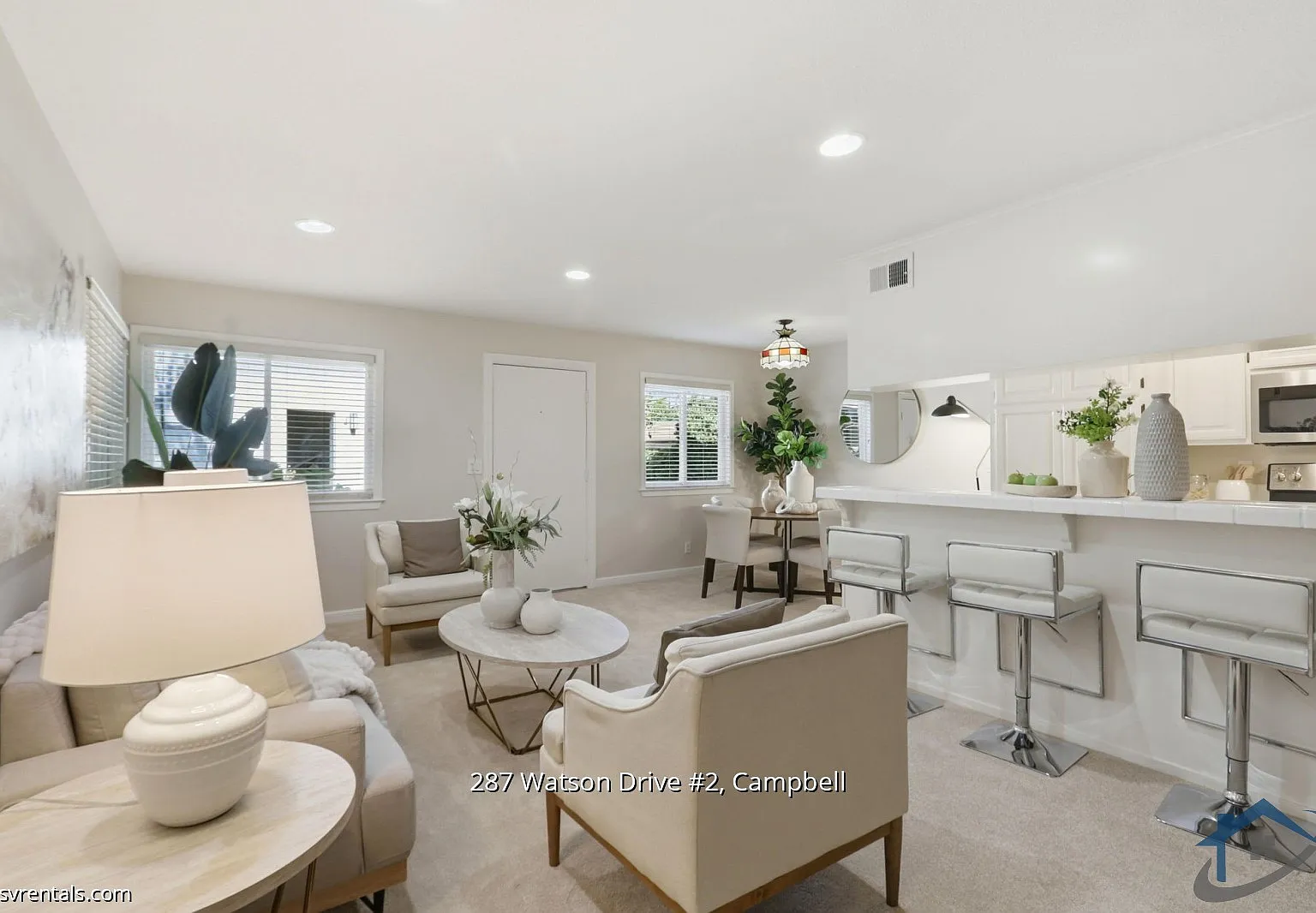 2 bed, 903 sqft, $3,350 — Photo 2
