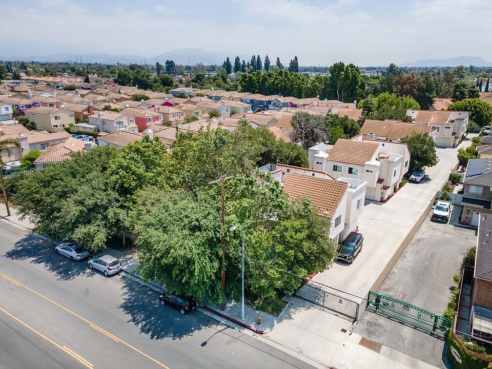 1st image of 14418 Terra Bella St #B