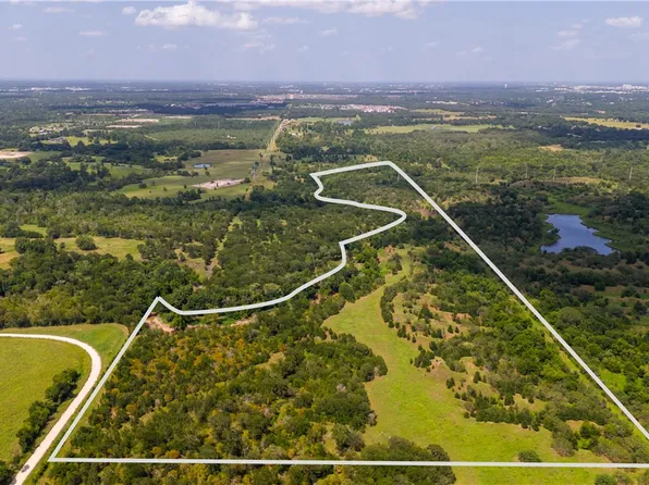 Leonard Rd, Bryan, TX 77807