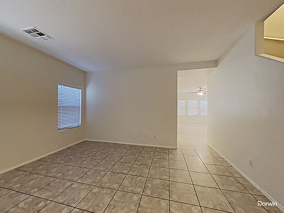 4th image of 739 N 112th Dr
