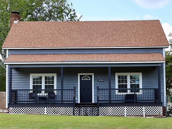 2nd image of 3709 Clearwater Dr