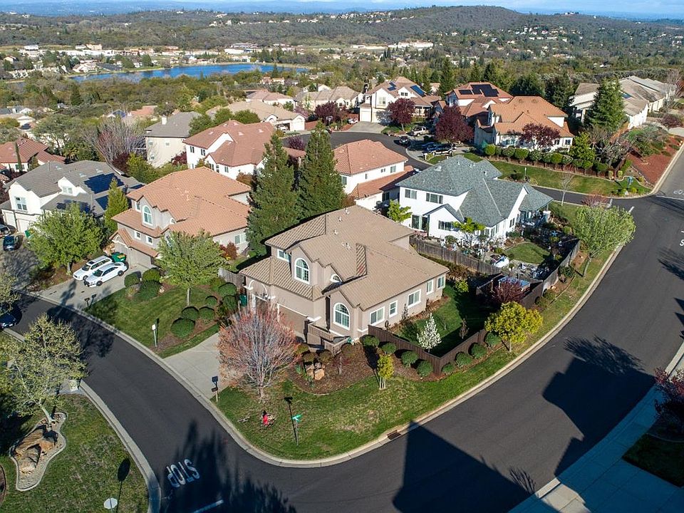 1st image of 400 Cragmont Ct