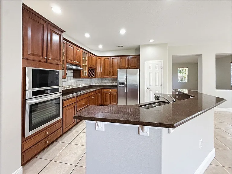 10250 Malpas Point — Photo 7