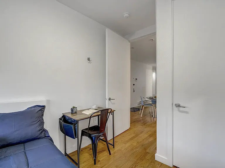 6147 Woodbine St #3L — Photo 12