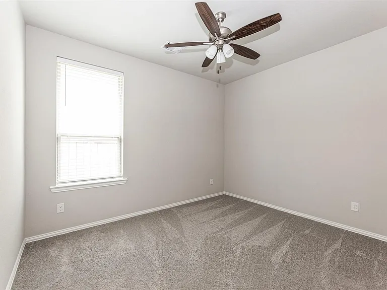 15211 Stuart Bat Cave Ln — Photo 17