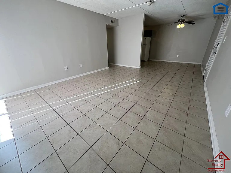 Ridge Terrace Apartments — Photo 21