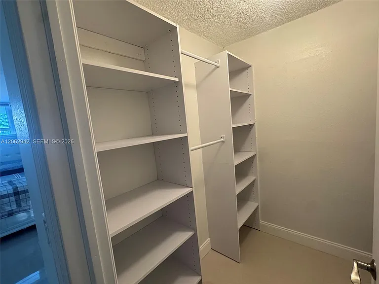 4000 NE 170th St #606 — Photo 14