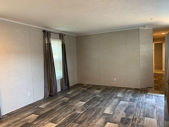 3rd image of 2618 Rebecca Ln #6