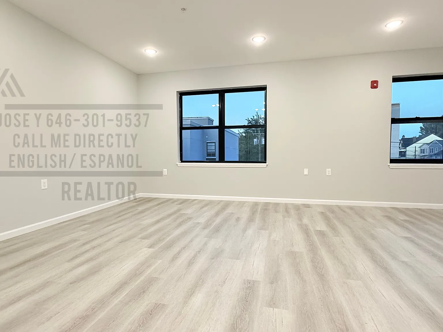2 bed, $2,372 — Photo 3
