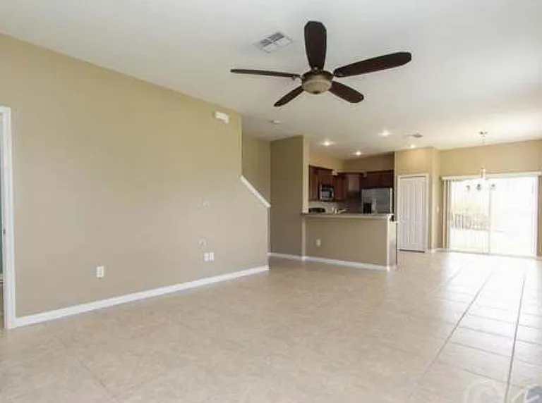 2609 Lantern Hill Ave — Photo 2