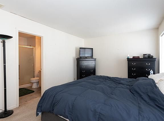 5th image of 980 S Darla Ct