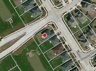 145 Rodeo Dr, Manvel, TX 77578