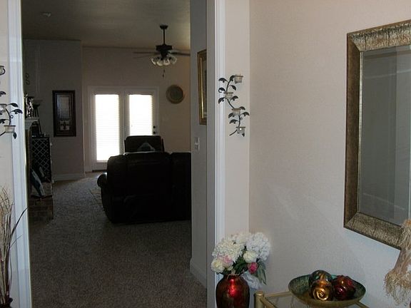 2nd image of 615 Memorial Ct