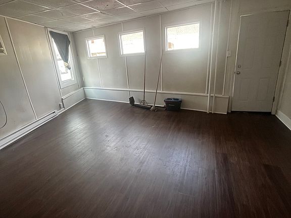4th image of 1245 S Main Ave #8