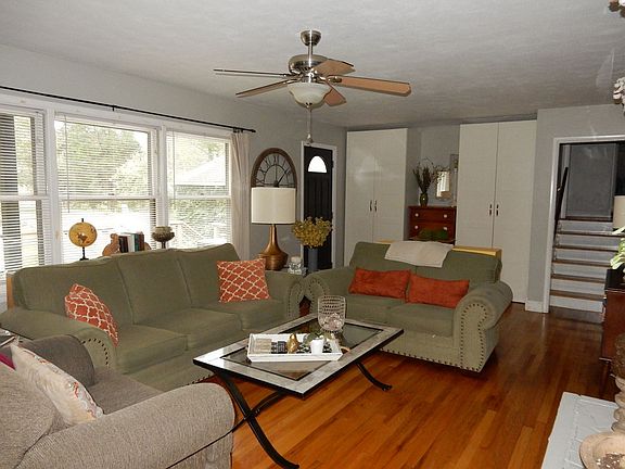 4th image of 628 E Audubon Dr