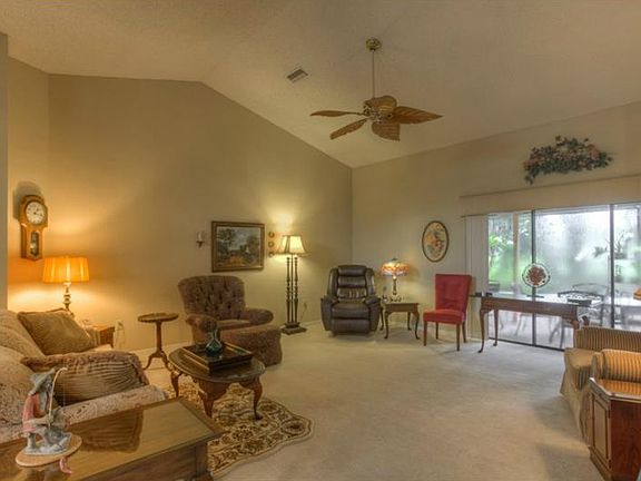 4th image of 13424 Knotty Ln