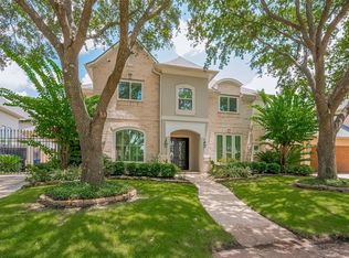 11826 Legend Manor Dr, Houston, TX 77082
