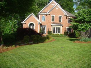 219 Kingsmill Dr, Advance, NC 27006