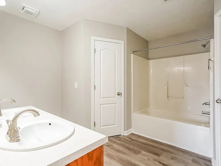 802 Stewart Valley Dr — Photo 11