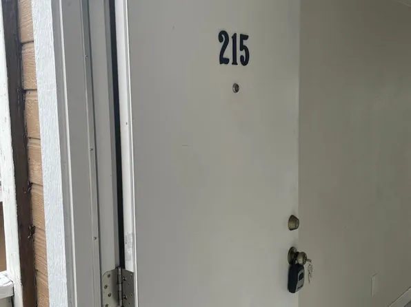 Las Palmas Apartments, 14695 Parthenia St APT 215, Panorama City, CA 91402