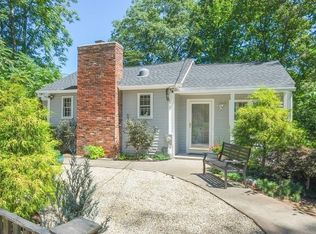 31 Sycamore Rd, Wayland, MA 01778