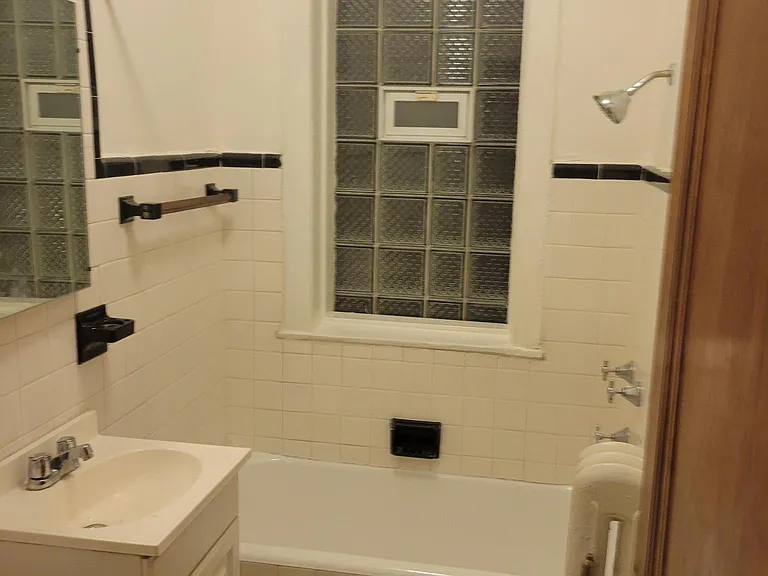 139 W Harrison St #3N — Photo 7