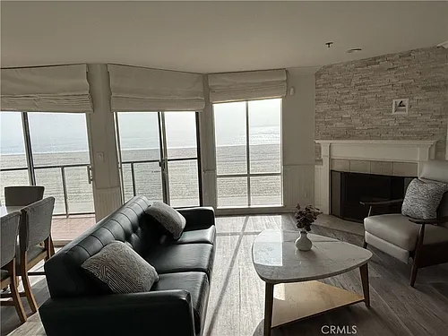 1230 E Ocean Blvd Photo 1