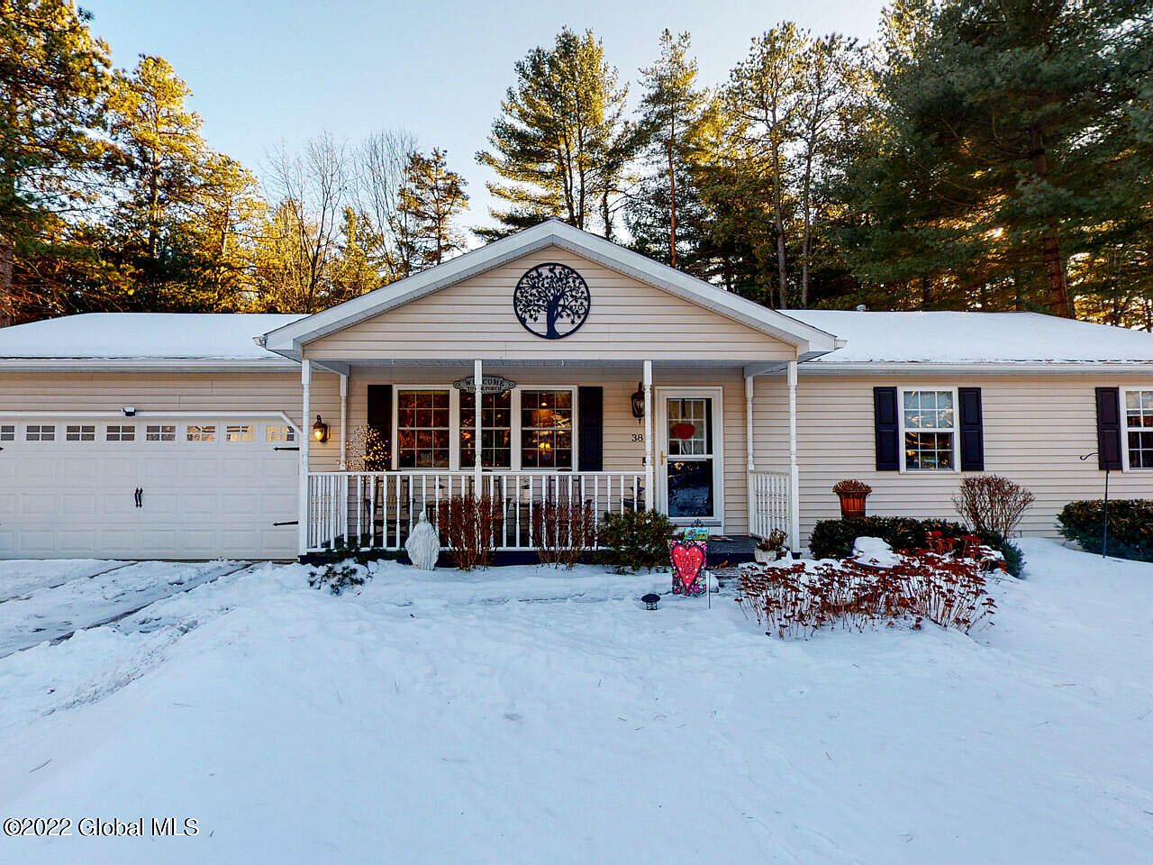38 Fawn Lane, Queensbury, NY 12804 Zillow