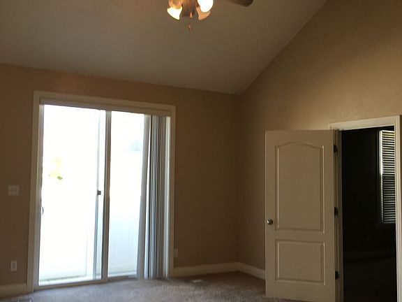 3rd image of 3093 E Somerset Village Way