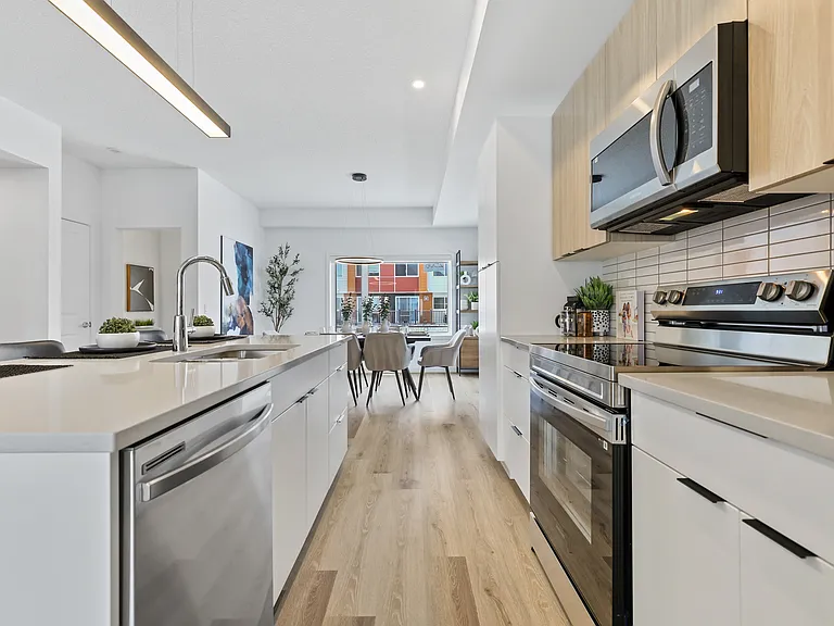 1534 Bayside Ave SW — Photo 12