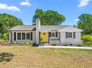 1203 Briarcliff Rd, Burlington, NC 27215