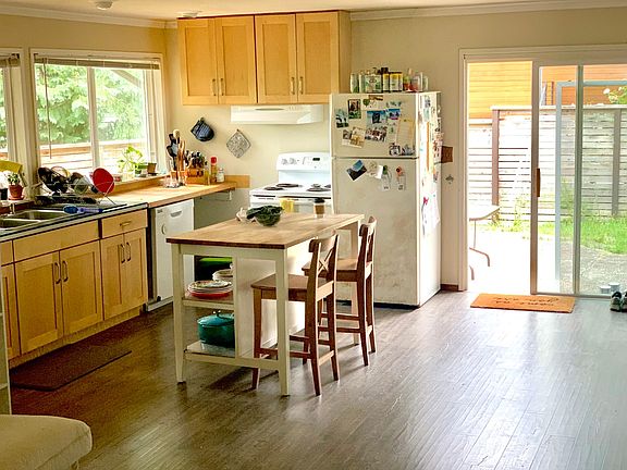 Spacious kitchen with easy access to outside living spaces