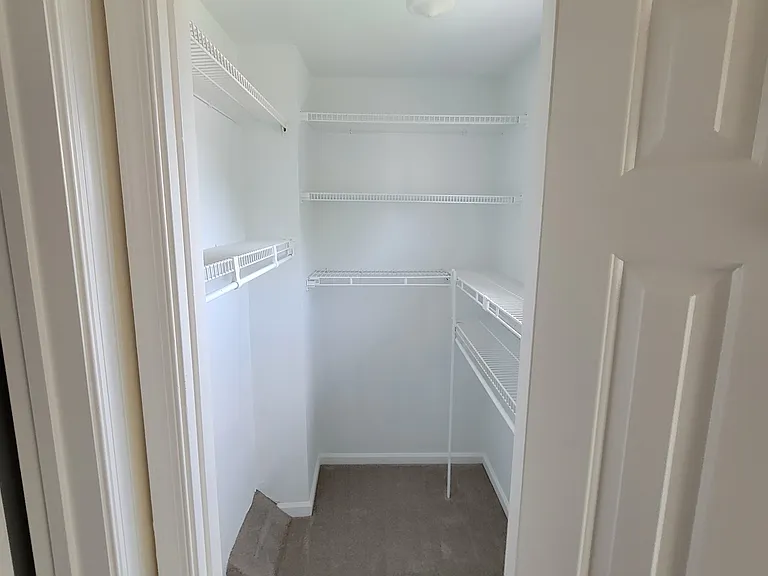904 Alewife Ct — Photo 20