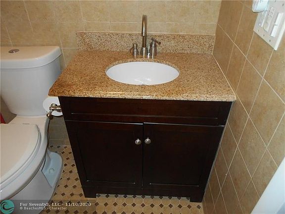 5th image of 231 NW 43rd St #231