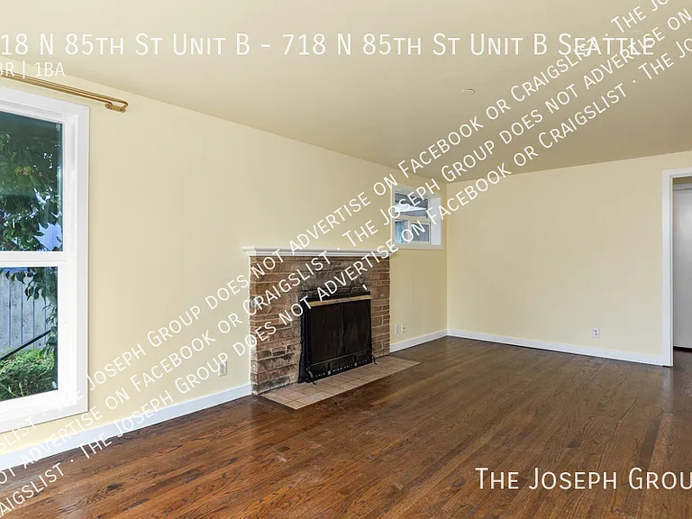718 N 85th St #B — Photo 2