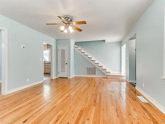5th image of 706 S Williams Ave