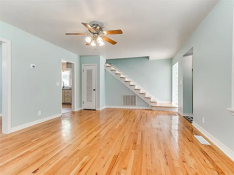 706 S Williams Ave — Photo 5