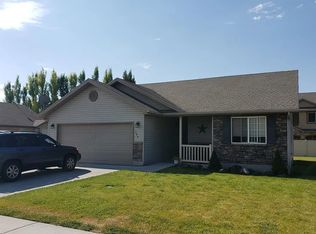 306 Oaktrail Dr, Rexburg, ID 83440
