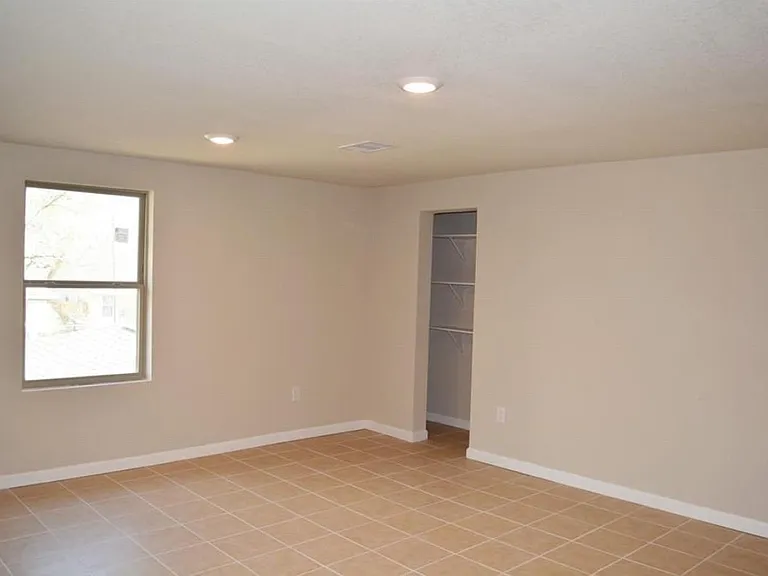 3007 Grovey St #B — Photo 10