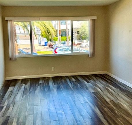 3rd image of 112 Vista Del Mar