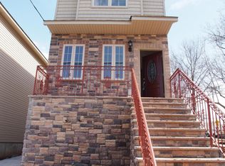 140 Clifton Ave, Staten Island, NY 10304