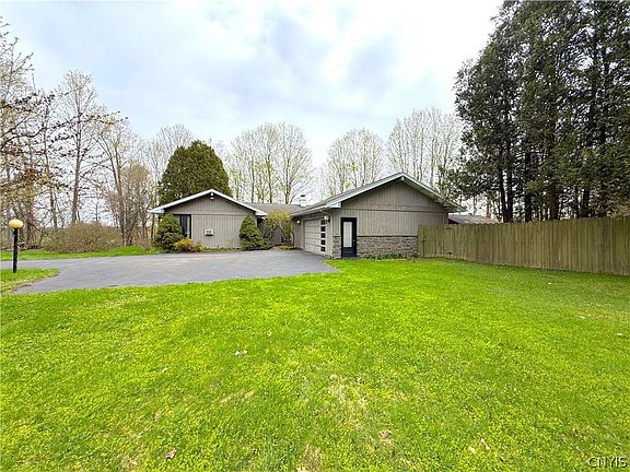4th image of 3644 Harding Rd