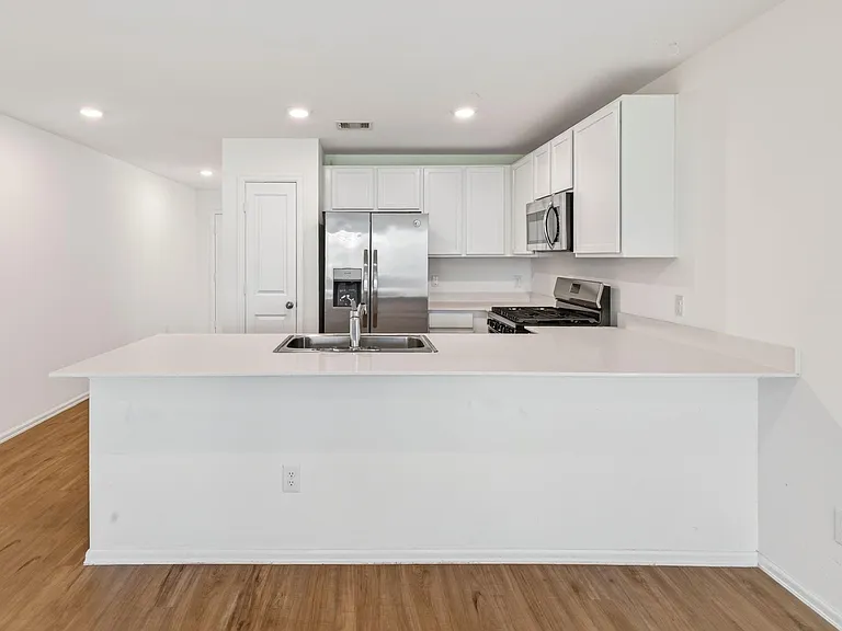 1519 Twilight Green Dr — Photo 8