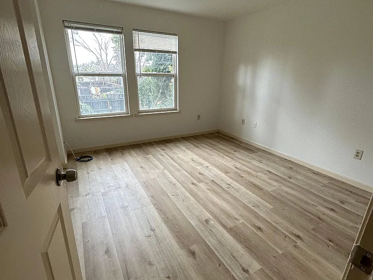 2823 High St #B — Photo 14