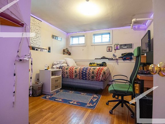 5th image of 22 Glenville Ave #1D