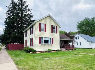403 Dwight St, Chippewa Falls, WI 54729