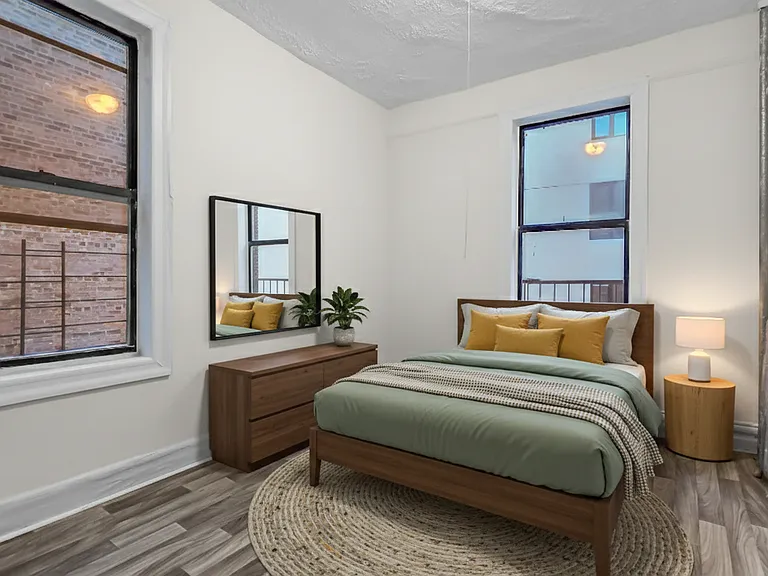 102 Nagle Ave #4 — Photo 2