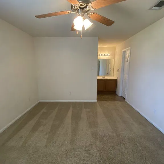 6111 Graphite Dr — Photo 28