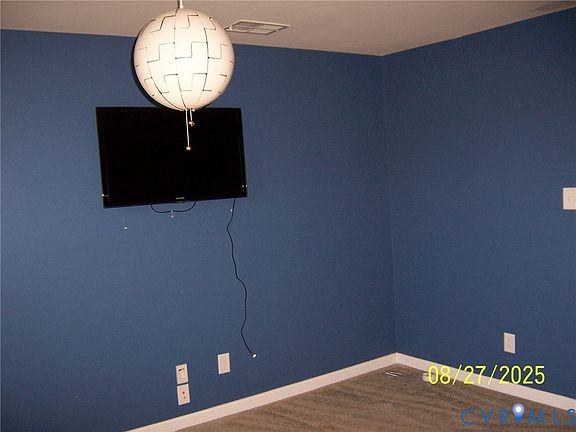 5th image of 11328 Sadler Walk Ln