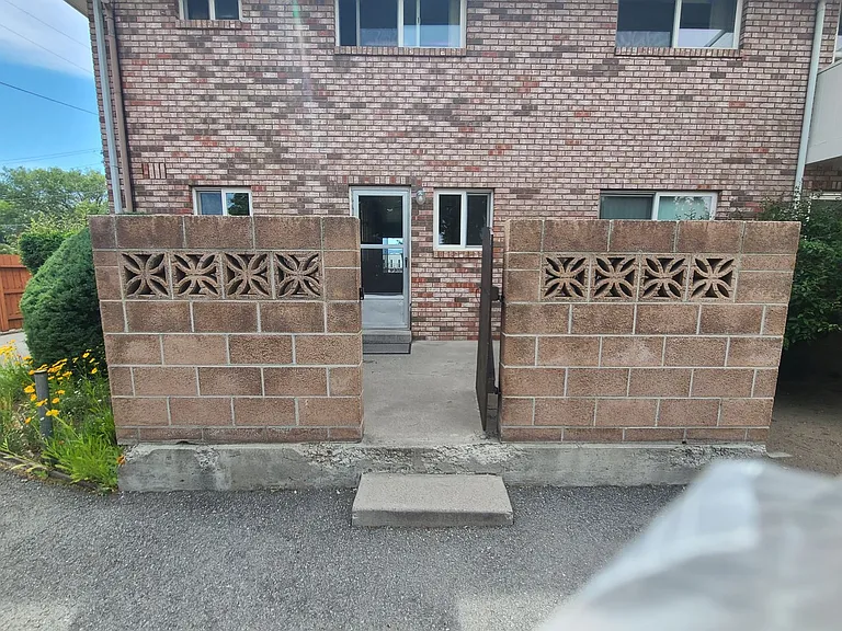 Harvard Way 1100 — Photo 42